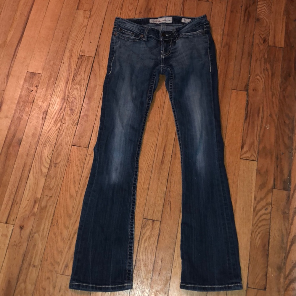 BKE jeans in the style “Sabrina” size 26x 33 1/2
